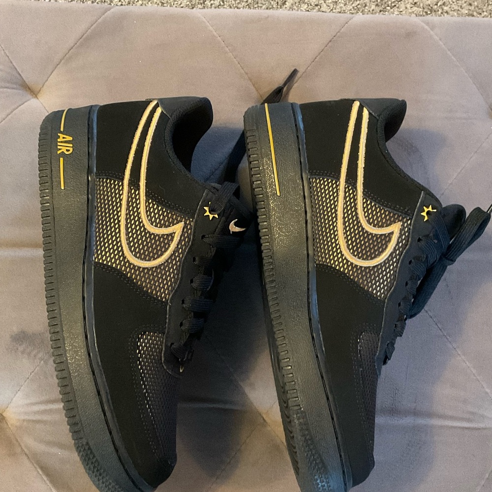 Nike Black and Gold Athletic Shoes